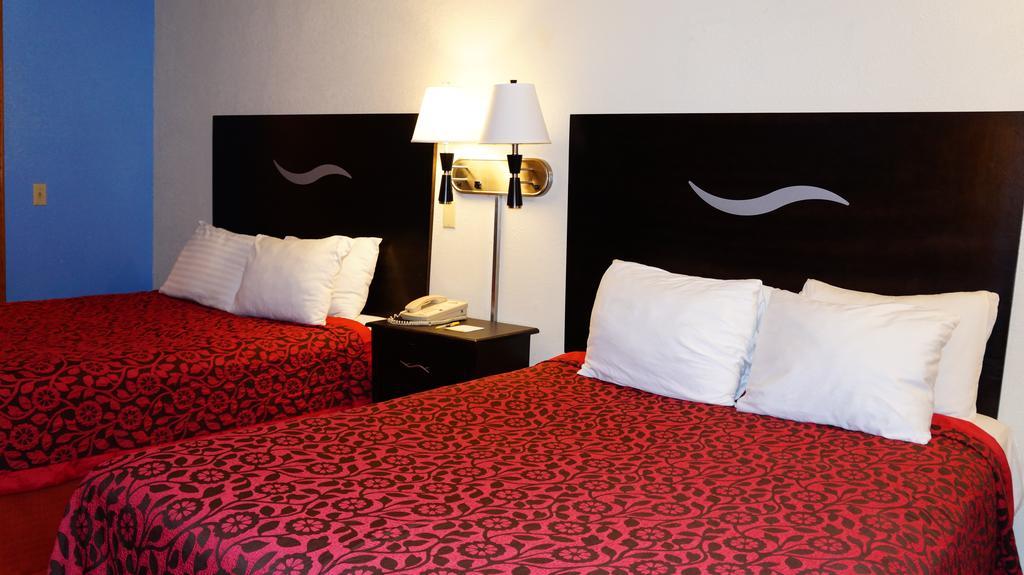 Days Inn Kansas City-Worlds Of Fun Værelse billede